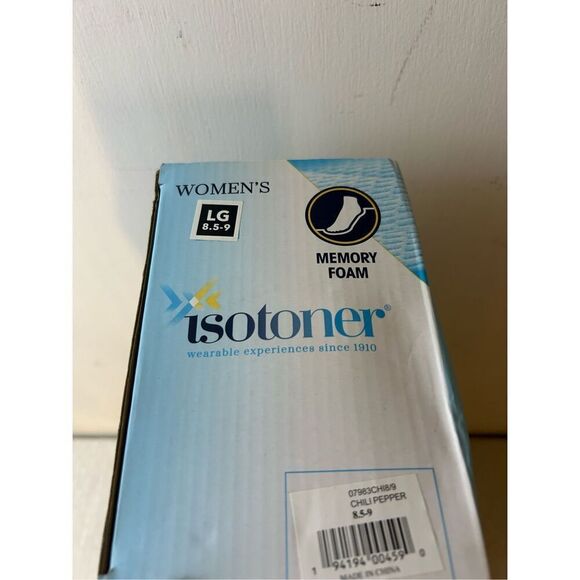 Isotoners Women’s slippers 8.5-9 new - Picture 3 of 3